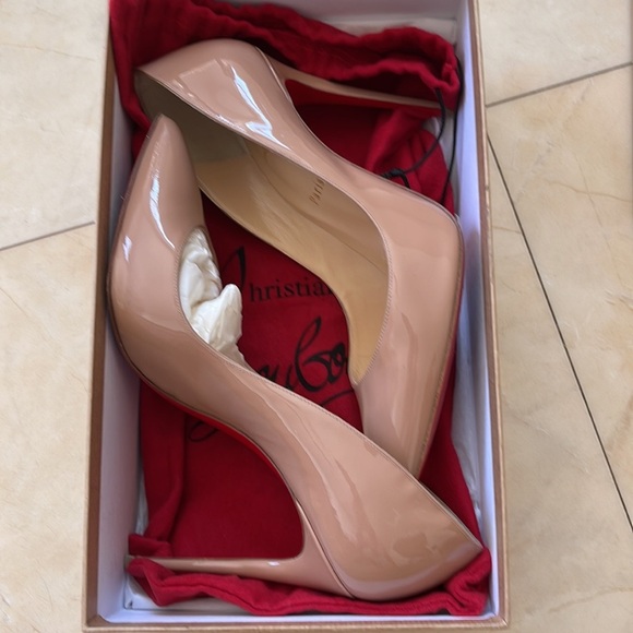 Christian Louboutin Shoes - Christian Louboutin Pigalle s. 9